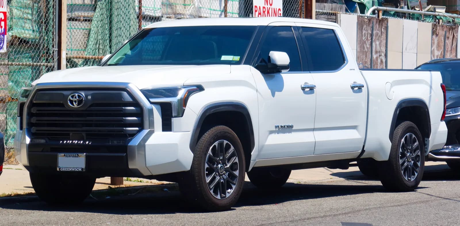 تويوتا تندرا كخيار بيك أب كبير للمقارنة مع F-150